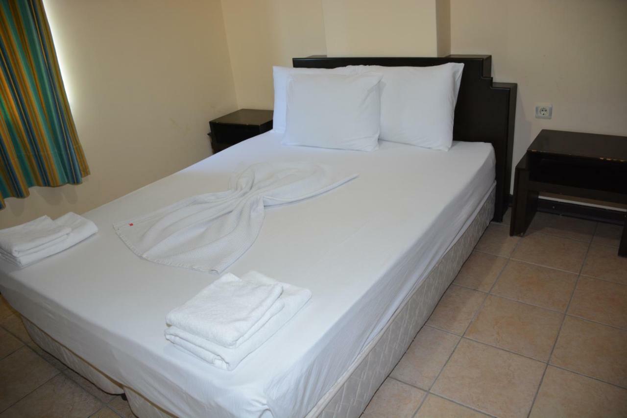 Bahceli Family Otel Antalya Exterior photo